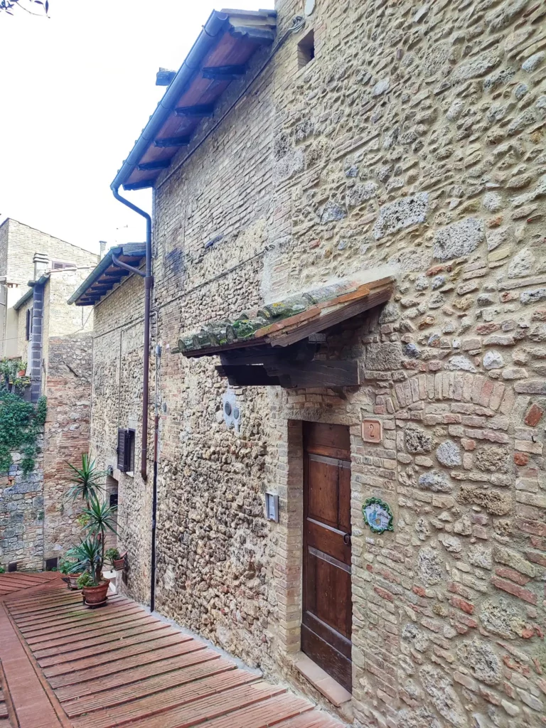 Casa di Santa Fina, San Gimignano